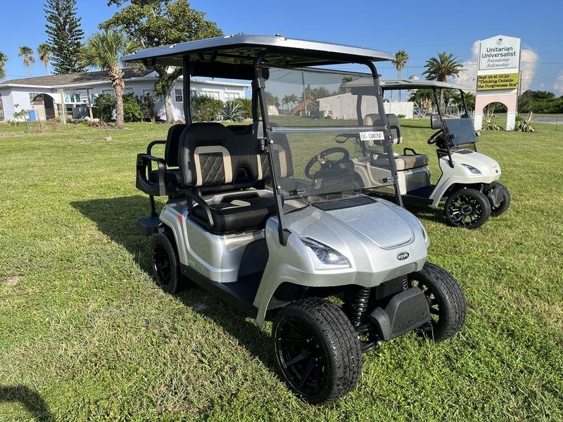 2025 STAR EV Sirius 2+2 LSV | Light Argent Metallic | Premium Electric & Apple CarPlay Sale!